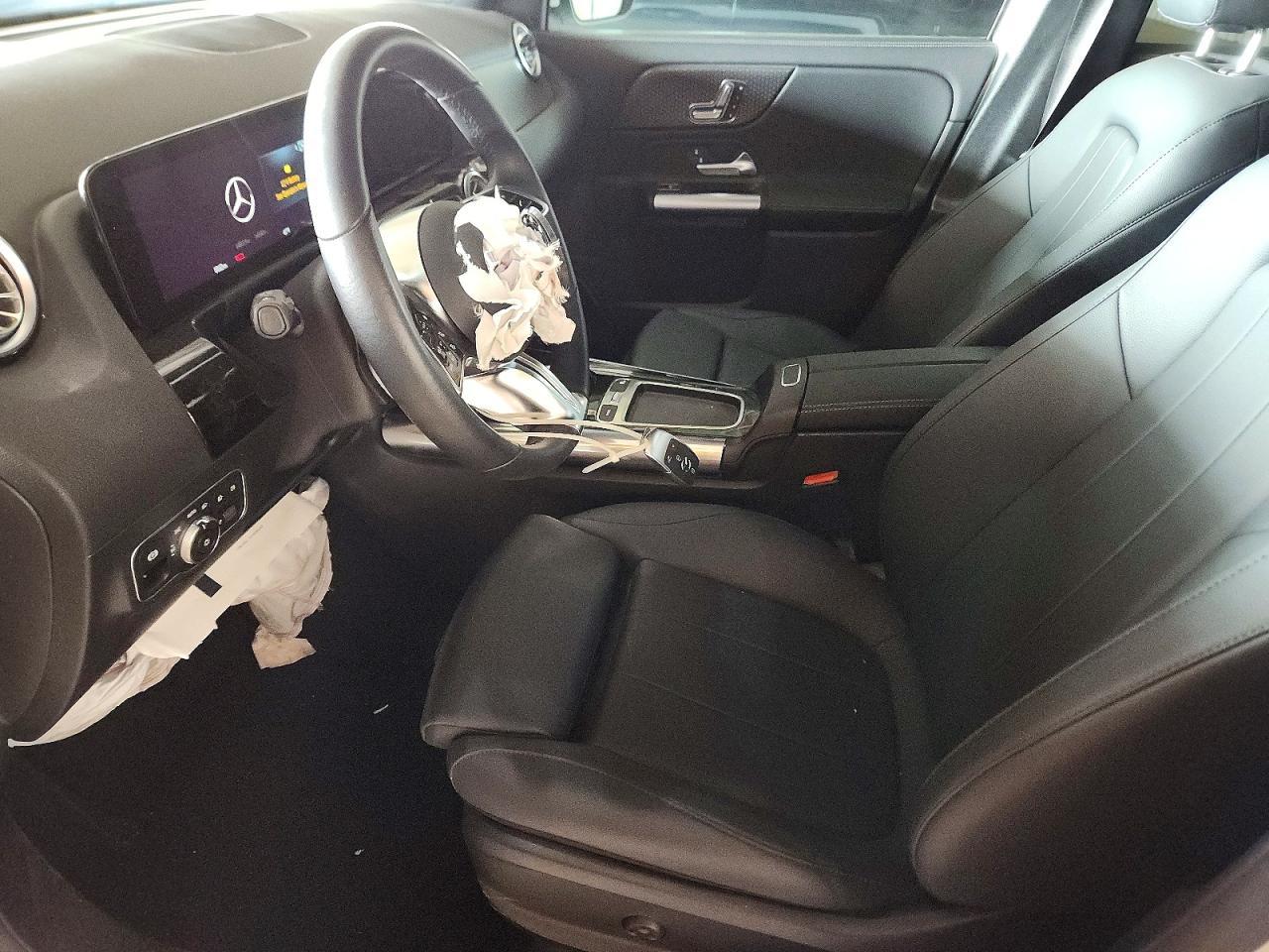 2025 Mercedes-Benz Gla 250 - Фото 7