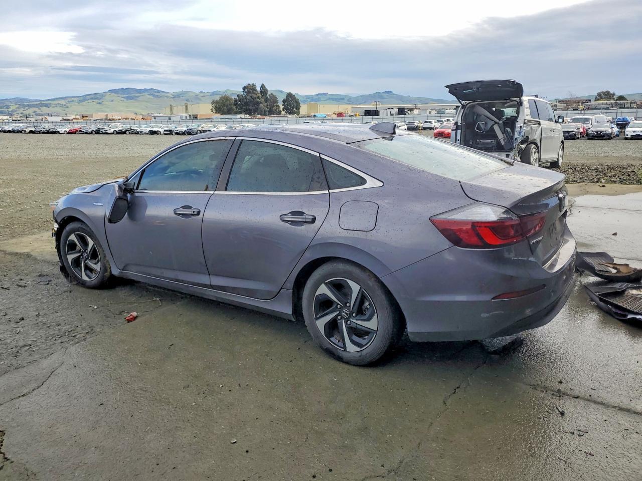 2021 Honda Insight Ex - Фото 2
