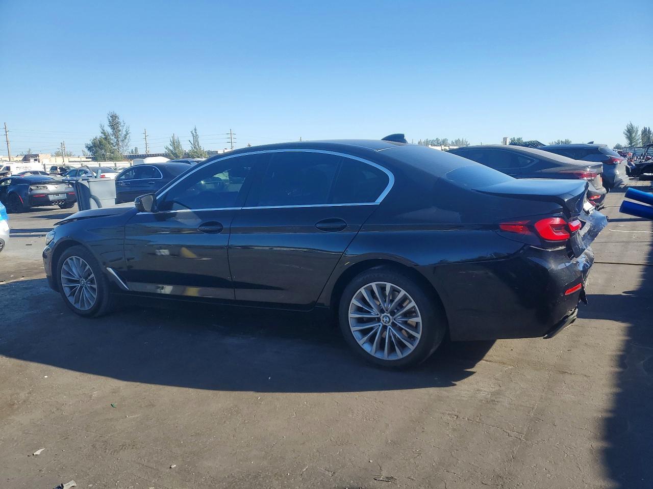 2023 BMW 530 I - Image 2