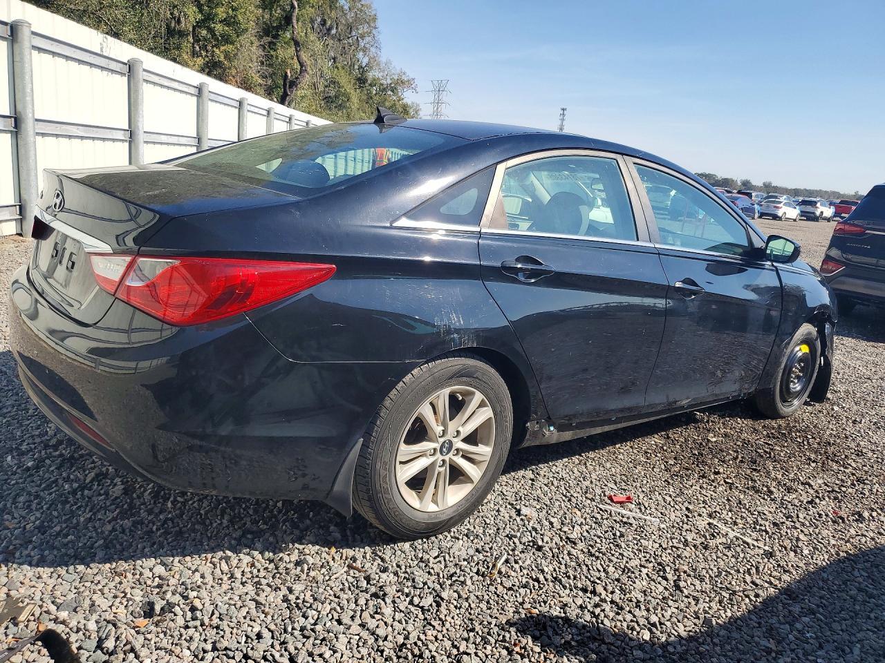 2013 Hyundai Sonata Gls - Фото 3