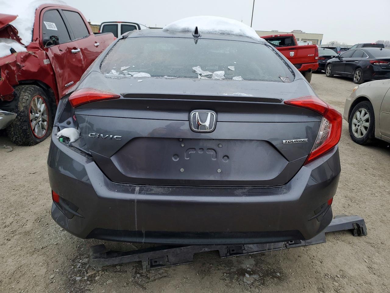 2016 Honda Civic Touring - Фото 6