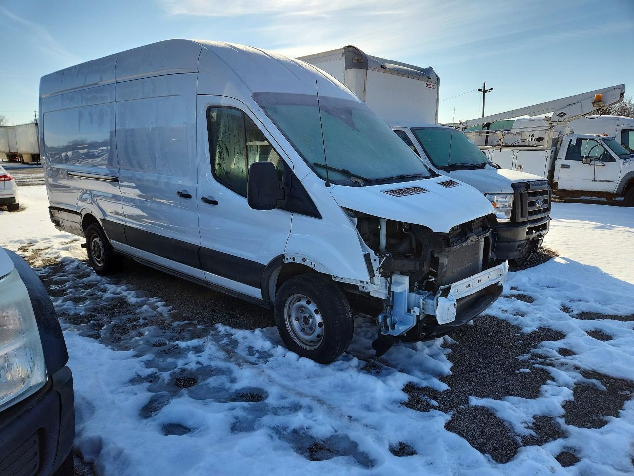 2023 Ford Transit 350 Utility / Service Van - Фото 4