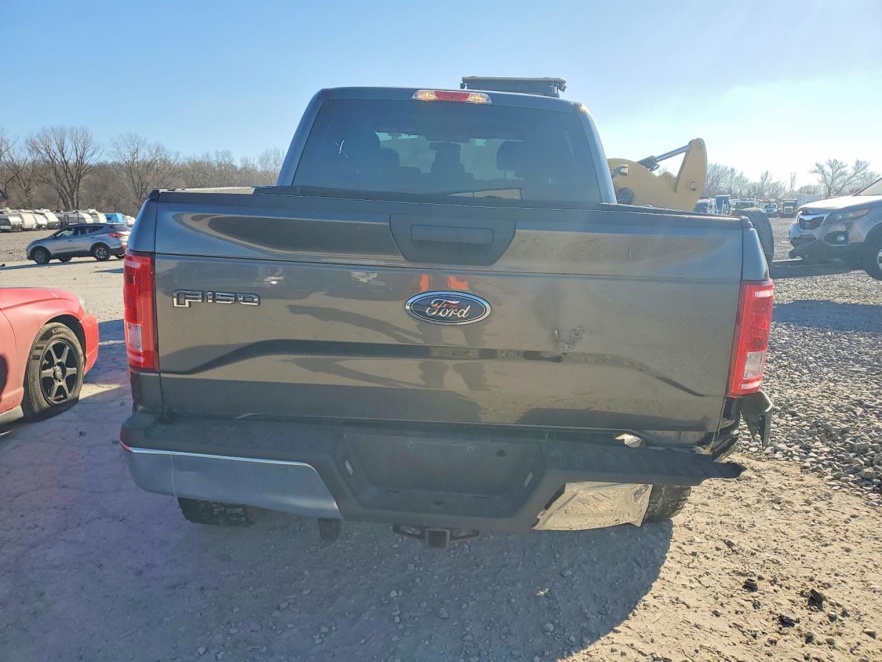 2017 Ford F150 Supercrew - Фото 6