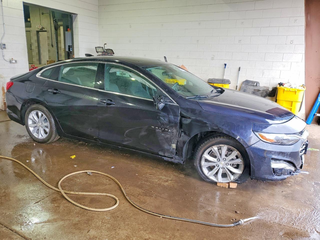 2023 Chevrolet Malibu Lt - Image 4