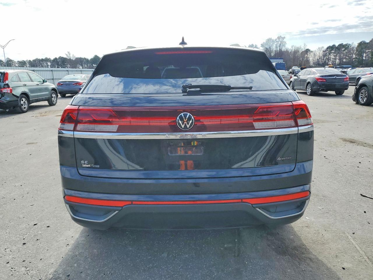 2024 Volkswagen Atlas Cross Sport Se - Image 6