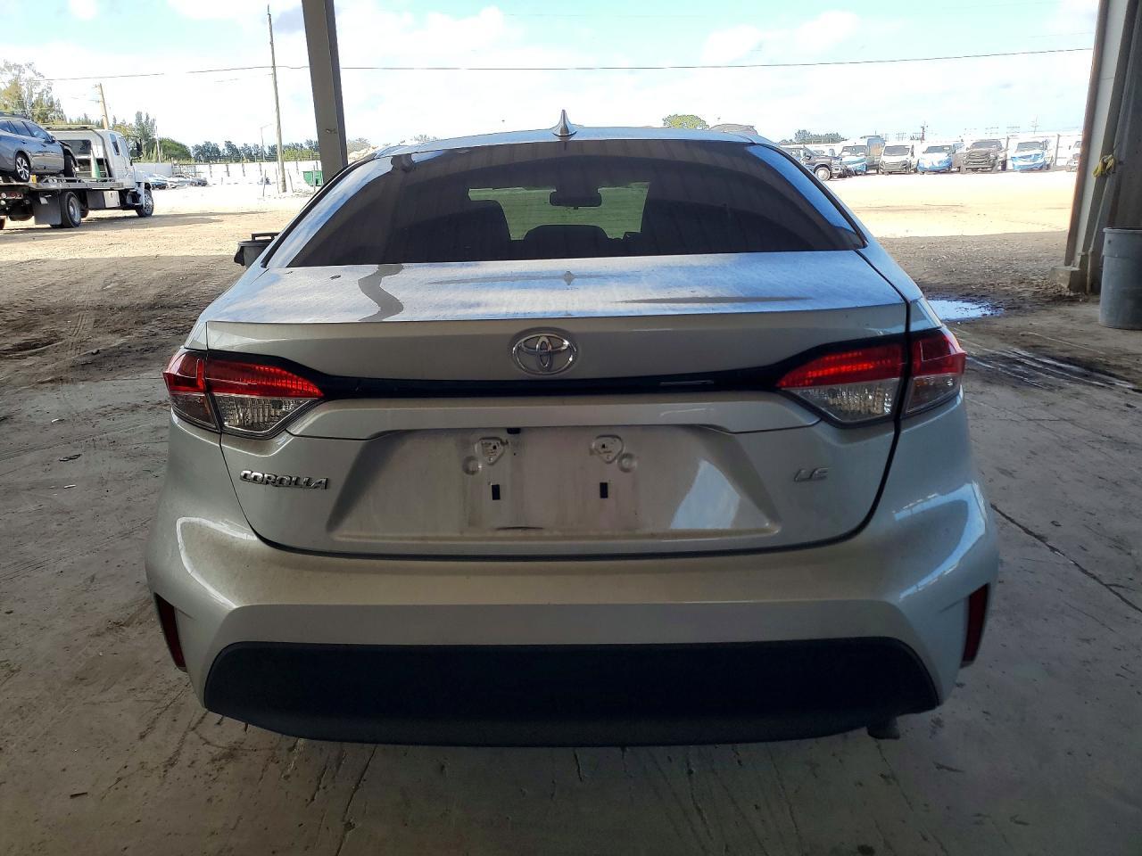 2023 Toyota Corolla Le - Фото 6