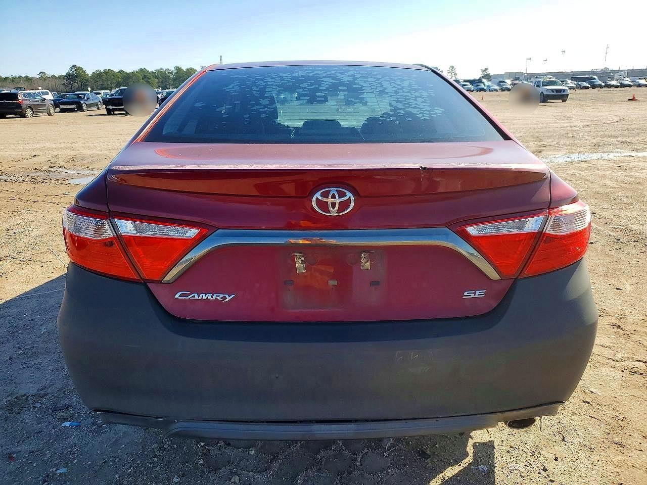 2015 Toyota Camry Le - Фото 6