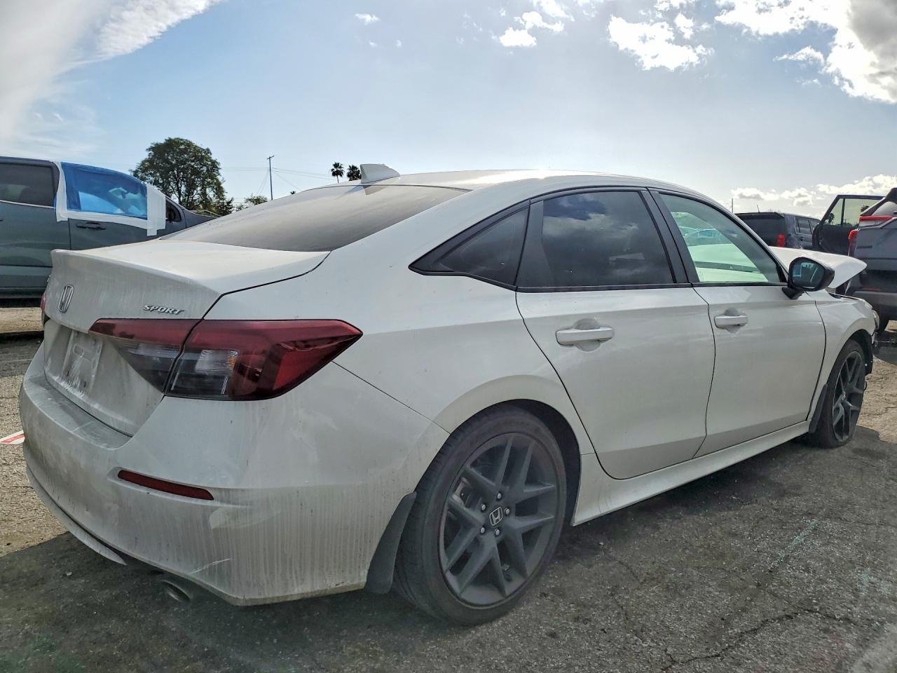 2025 Honda Civic Sport - Фото 3