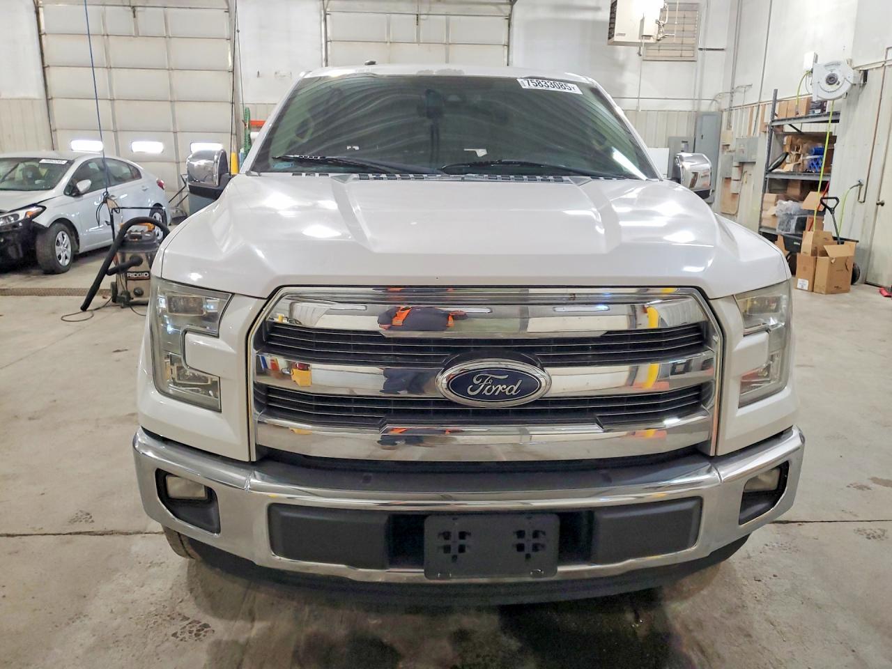 2015 Ford F150 Supercrew - Фото 5