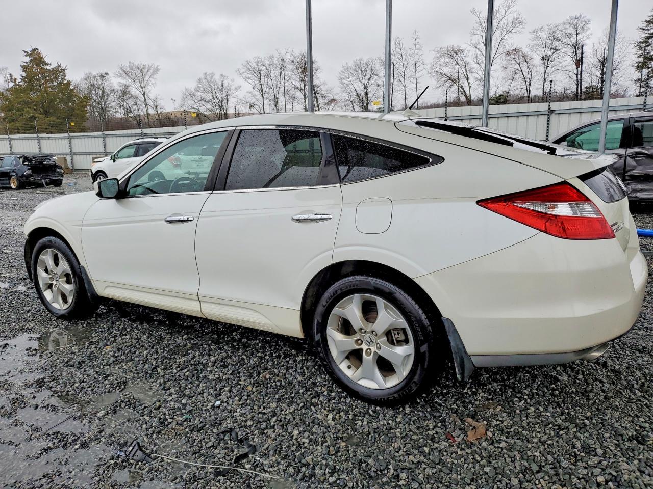 2011 Honda Accord - Фото 2