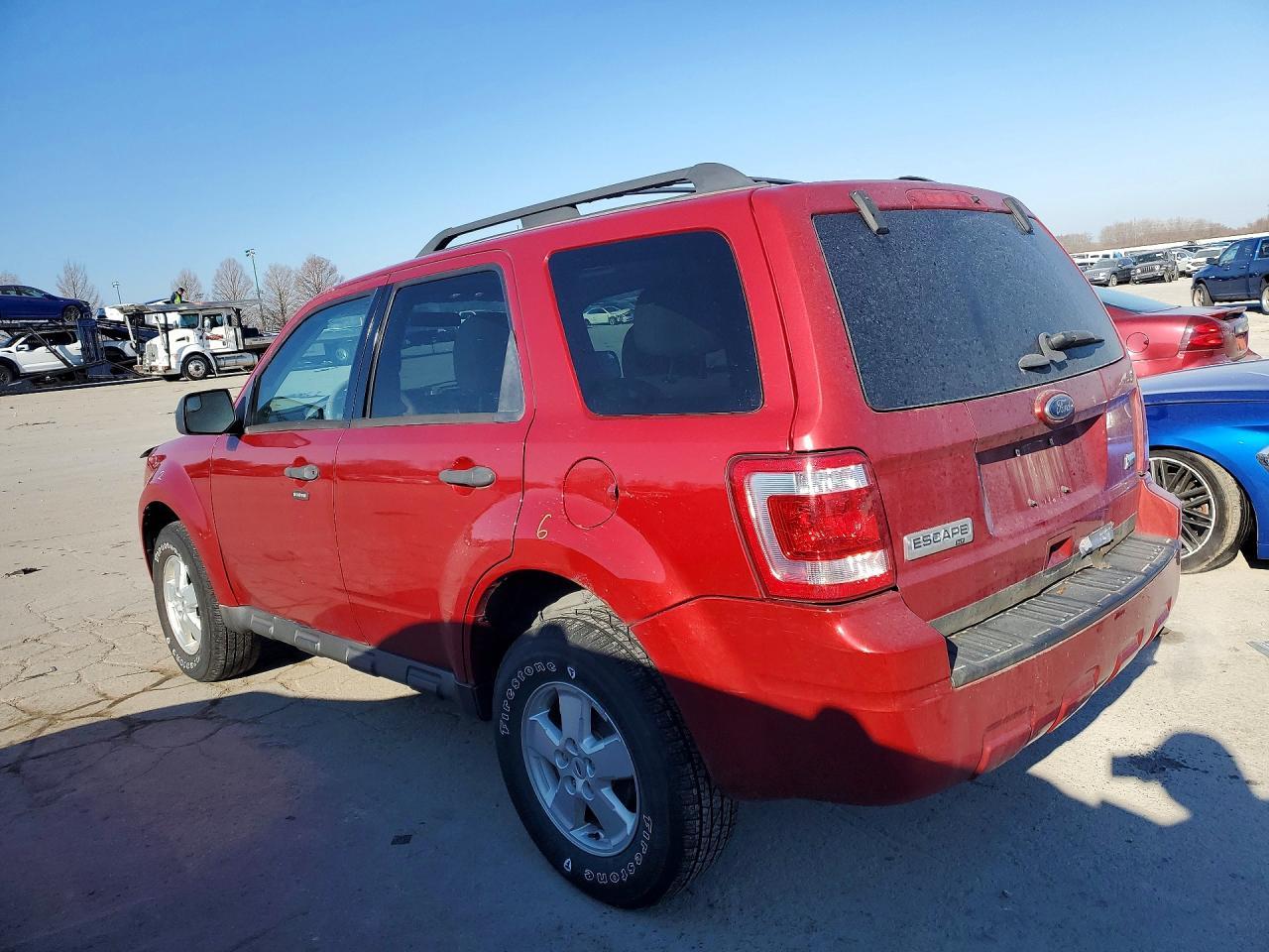 2010 Ford Escape Xlt - Фото 2