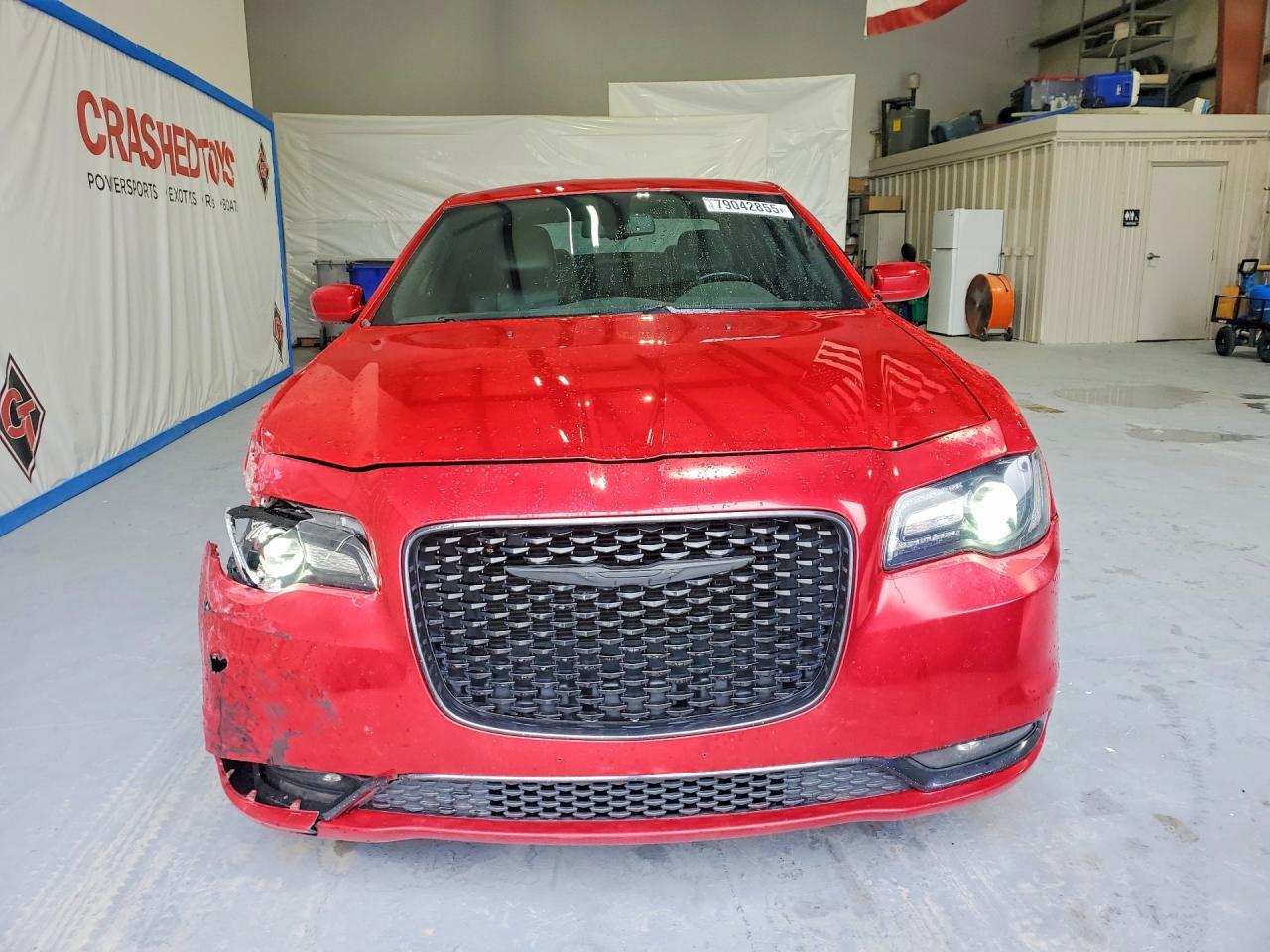 2017 Chrysler 300 S - Фото 5