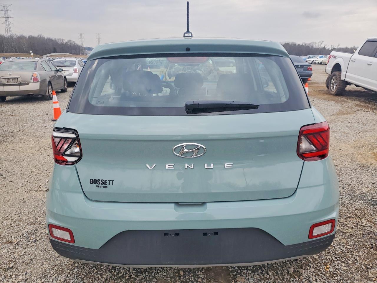 2026 Hyundai Venue Se - Image 6