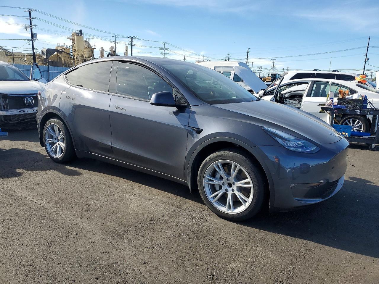 2021 Tesla Model Y - Фото 4