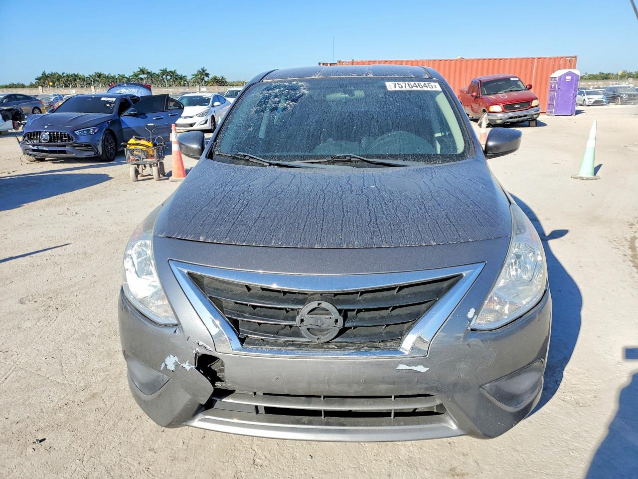2018 Nissan Versa Sv - Фото 5