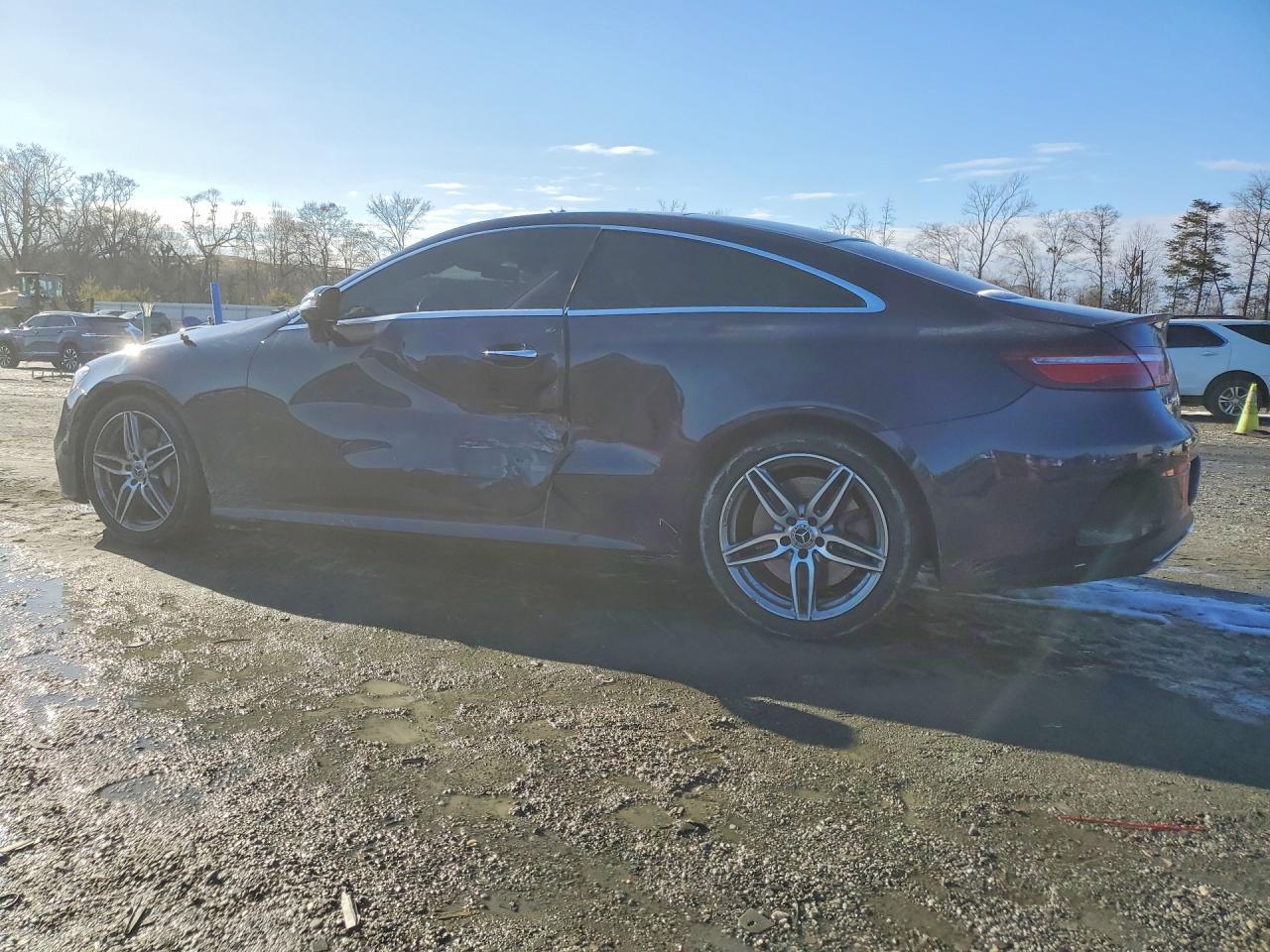 2018 Mercedes-Benz E - Image 2