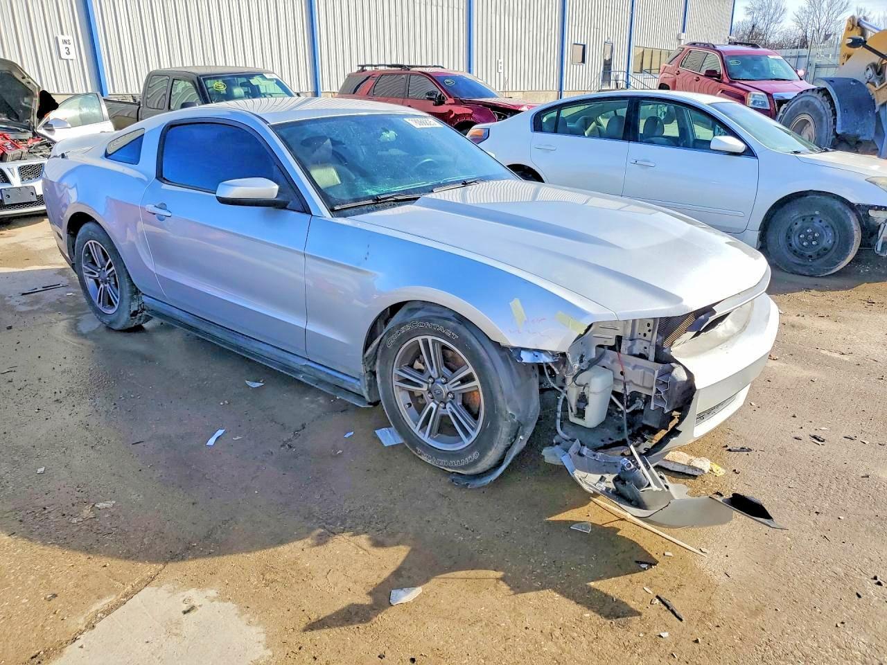 2012 Ford Mustang - Image 4