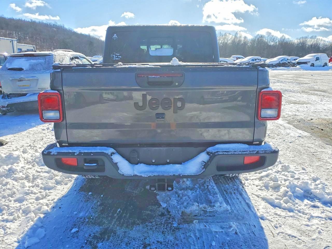 2023 Jeep Gladiator - Фото 6