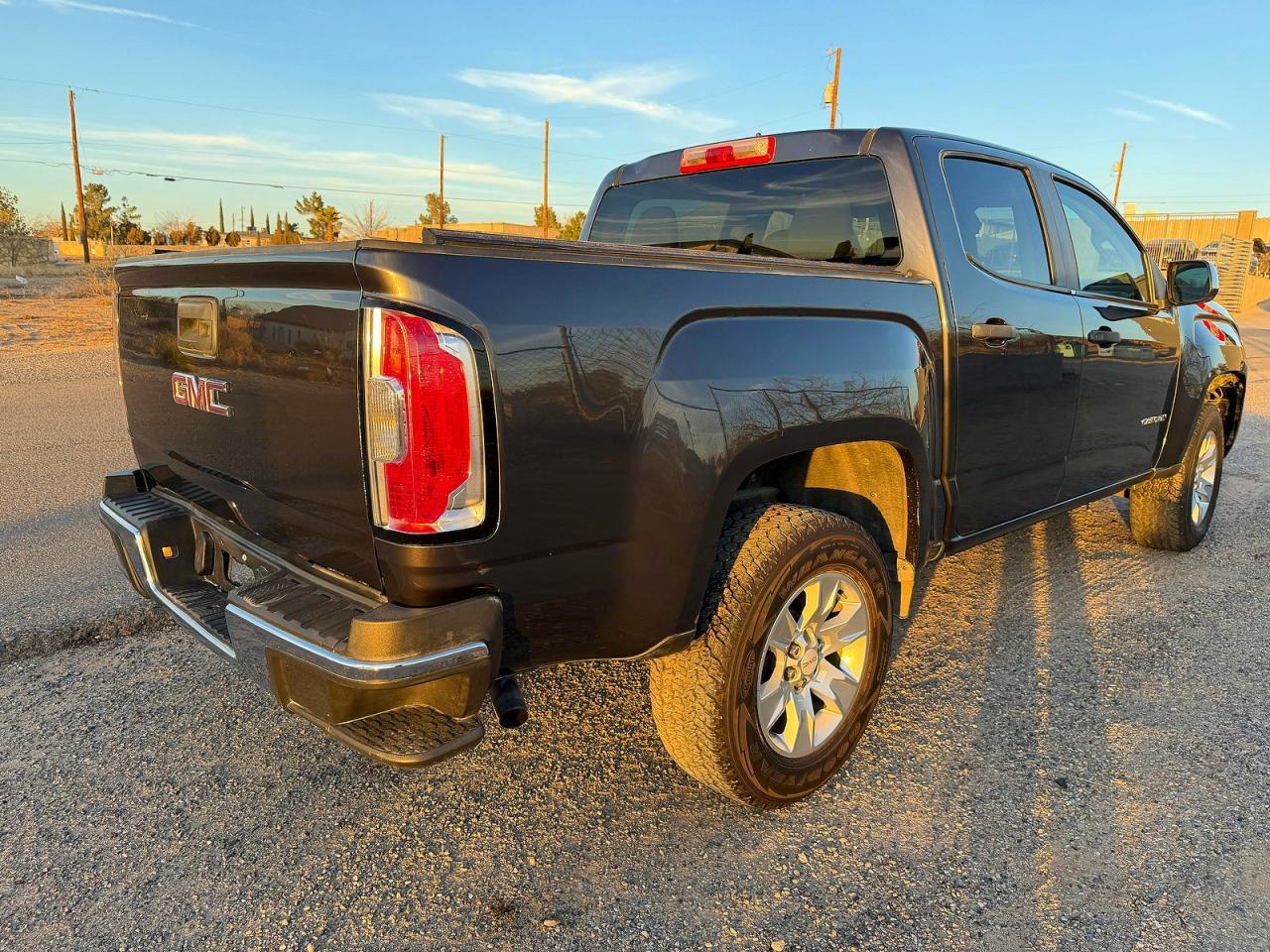 2015 GMC Canyon - Фото 4