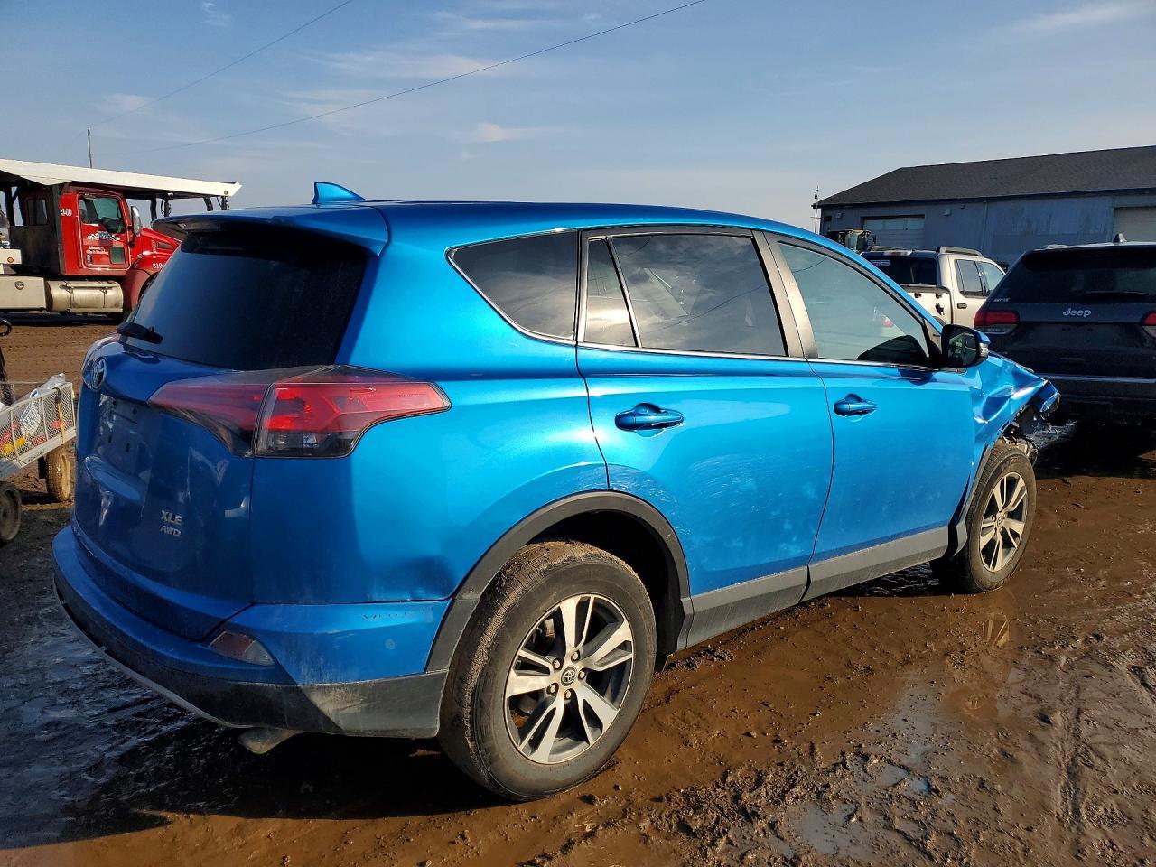 2018 Toyota Rav4 Adventure - Фото 3