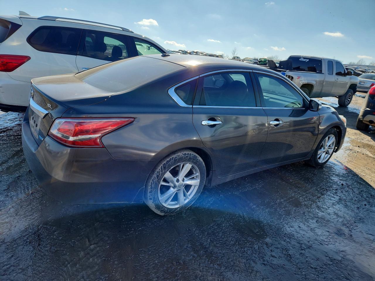 2013 Nissan Altima 2.5 - Image 3