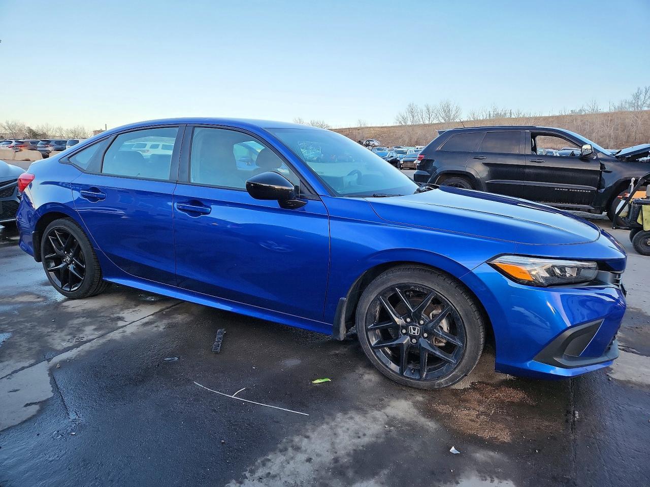 2023 Honda Civic Sport - Image 4