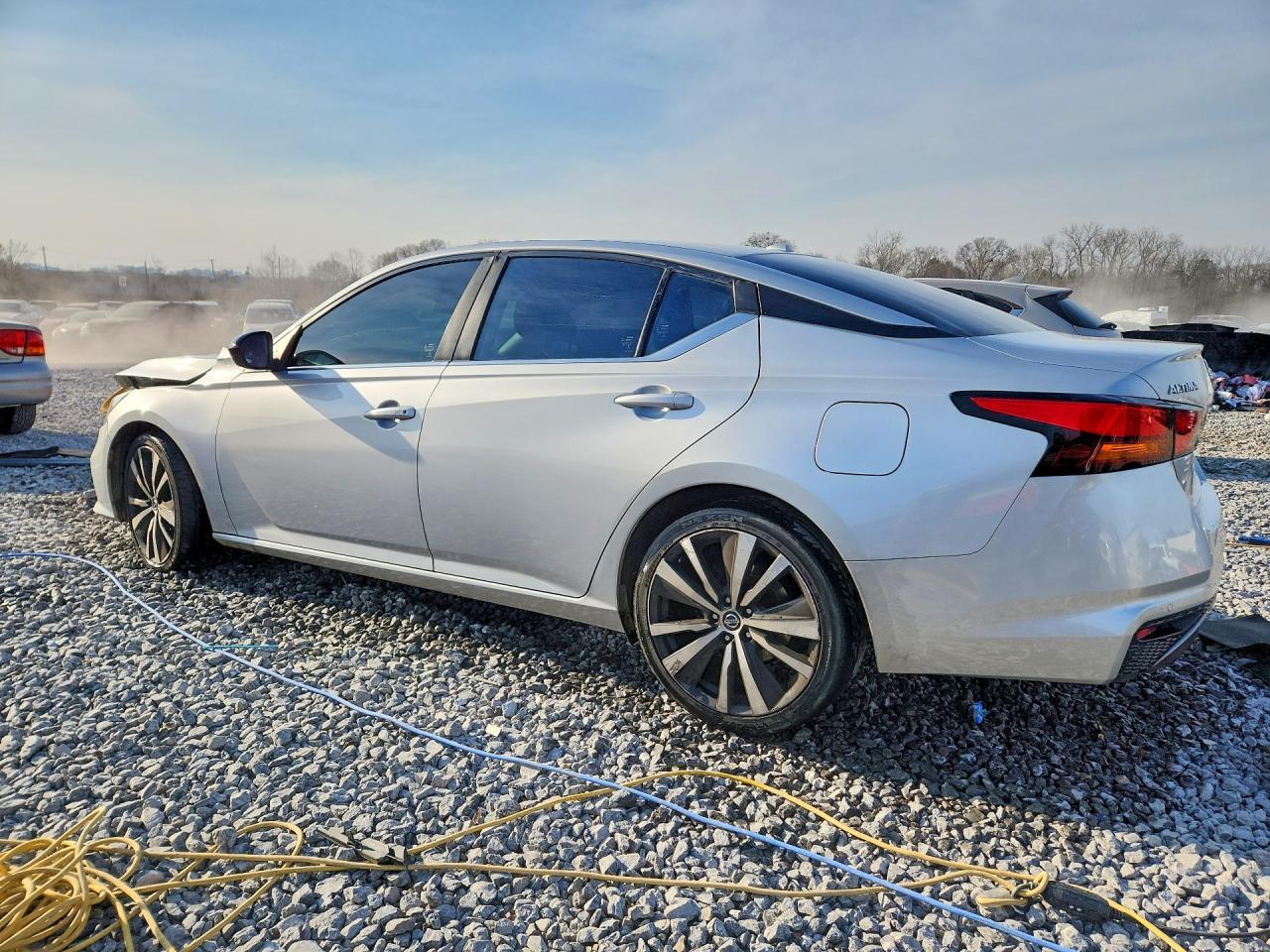 2020 Nissan Altima 2.5 Sr - Image 2