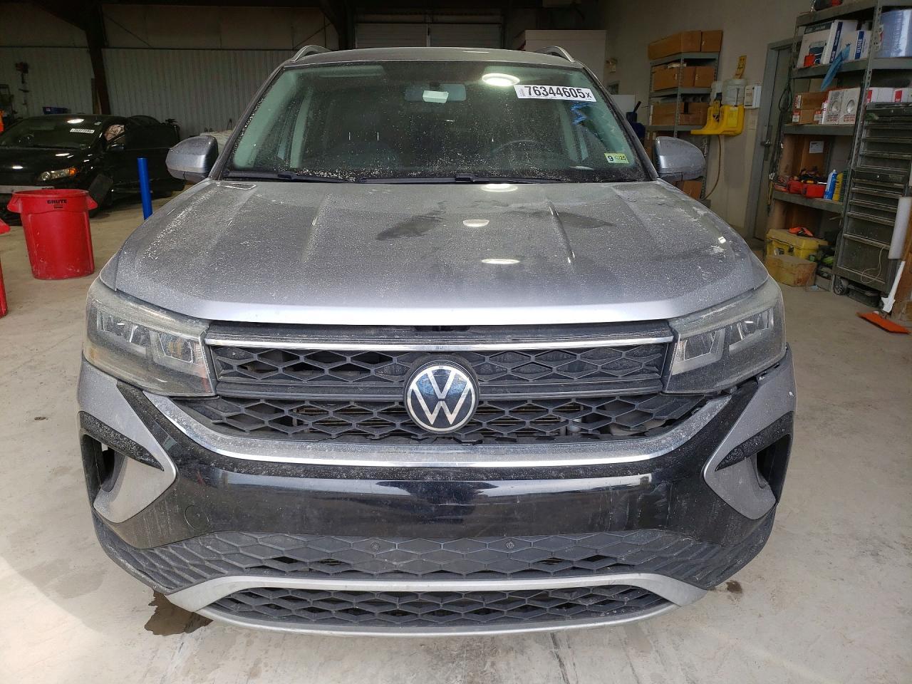 2022 Volkswagen Taos Se - Image 5