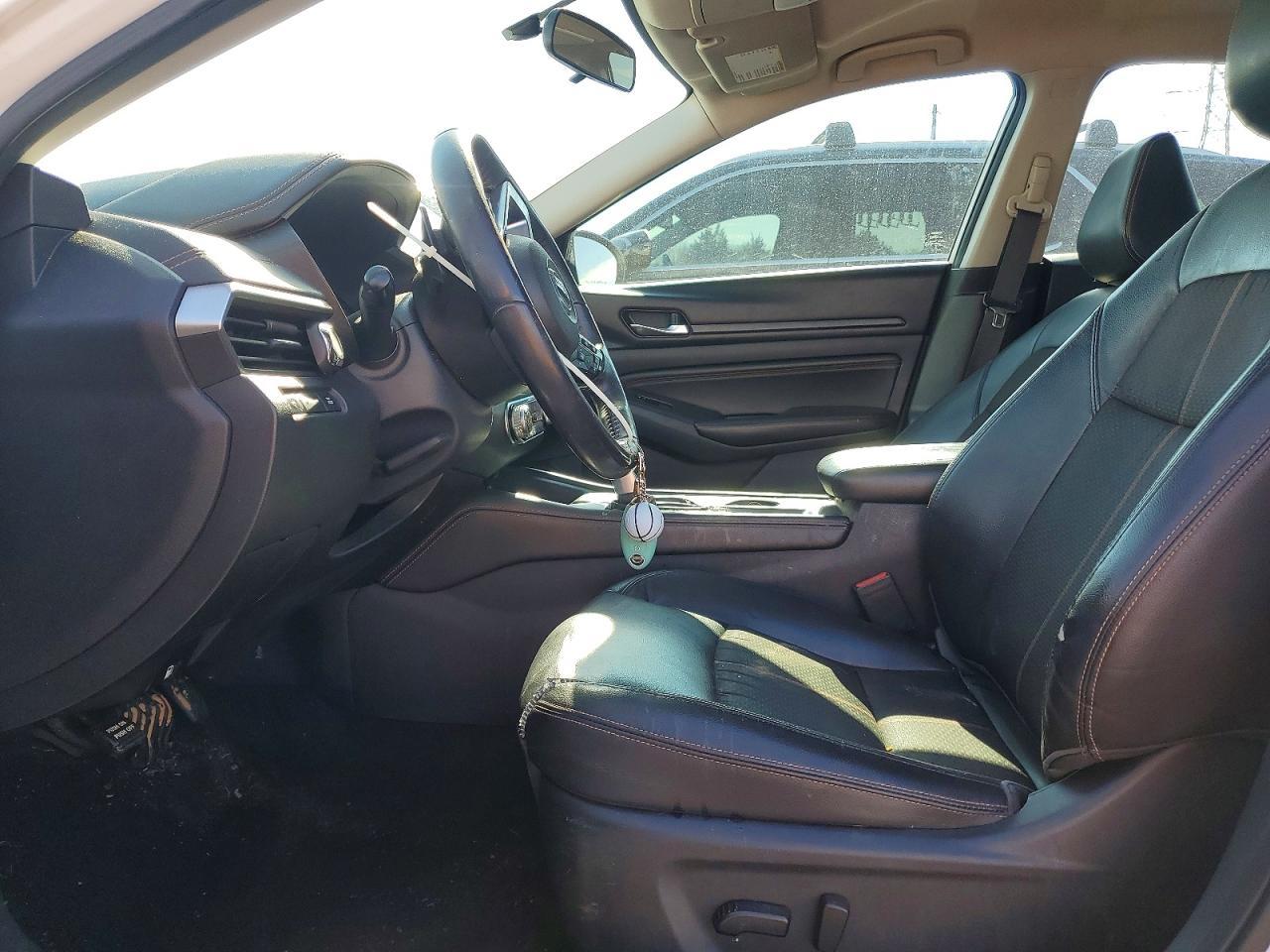 2019 Nissan Altima Sr - Image 7