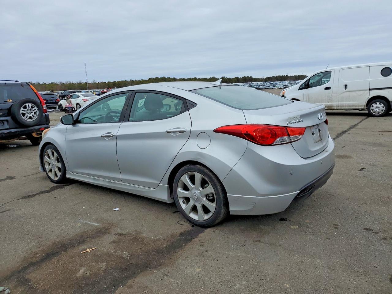 2013 Hyundai Elantra Gls - Фото 2