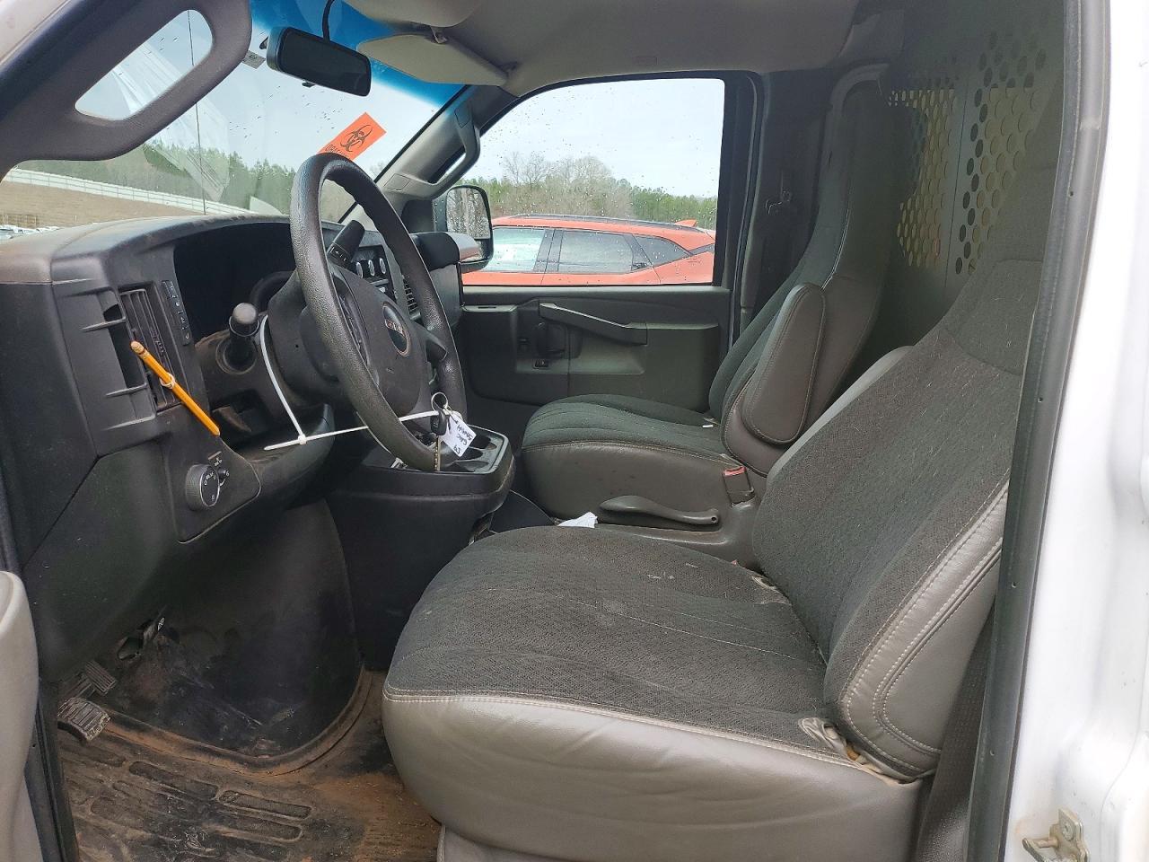 2022 GMC Savana 2500 Cargo Utility / Service Van - Image 7