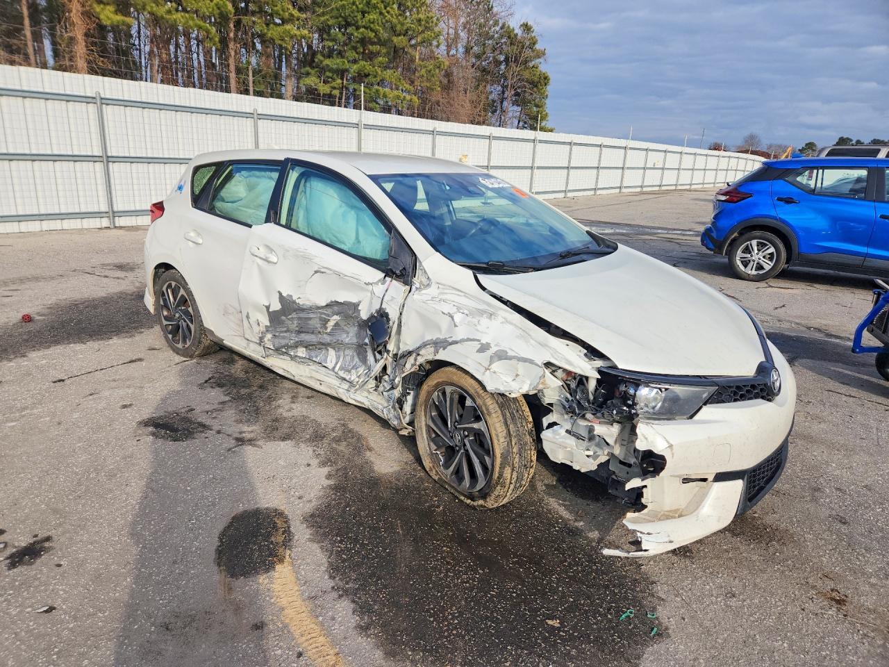 2018 Toyota Corolla Im - Image 4