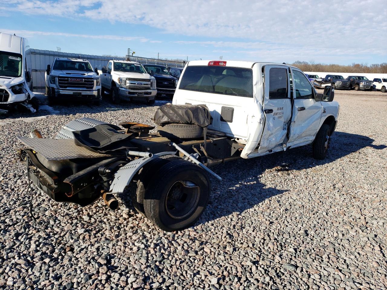 2023 Ram 3500 - Фото 3