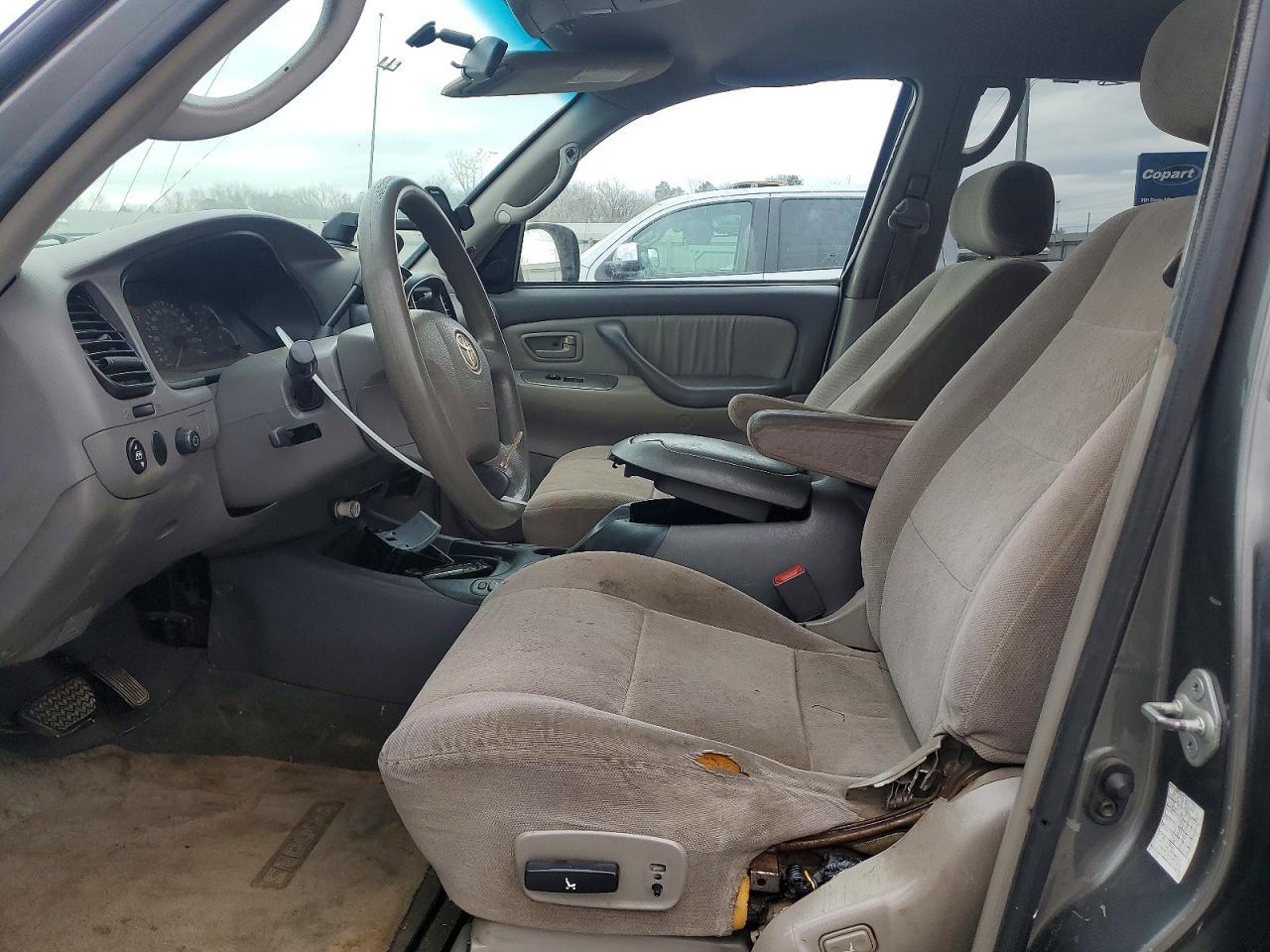 2003 Toyota Sequoia Sr5 - Image 7