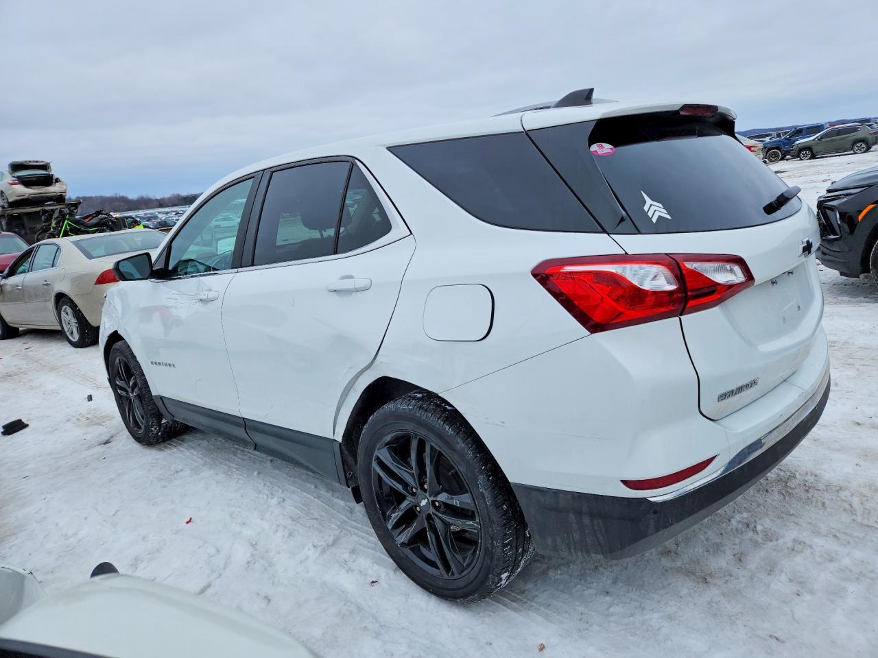 2021 Chevrolet Equinox Lt - Image 2