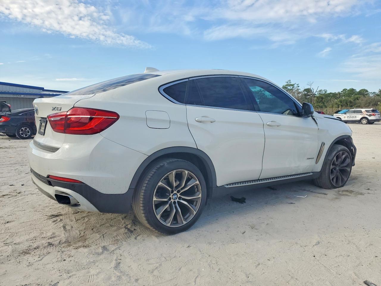 2016 BMW X6 xDrive35I - Image 3