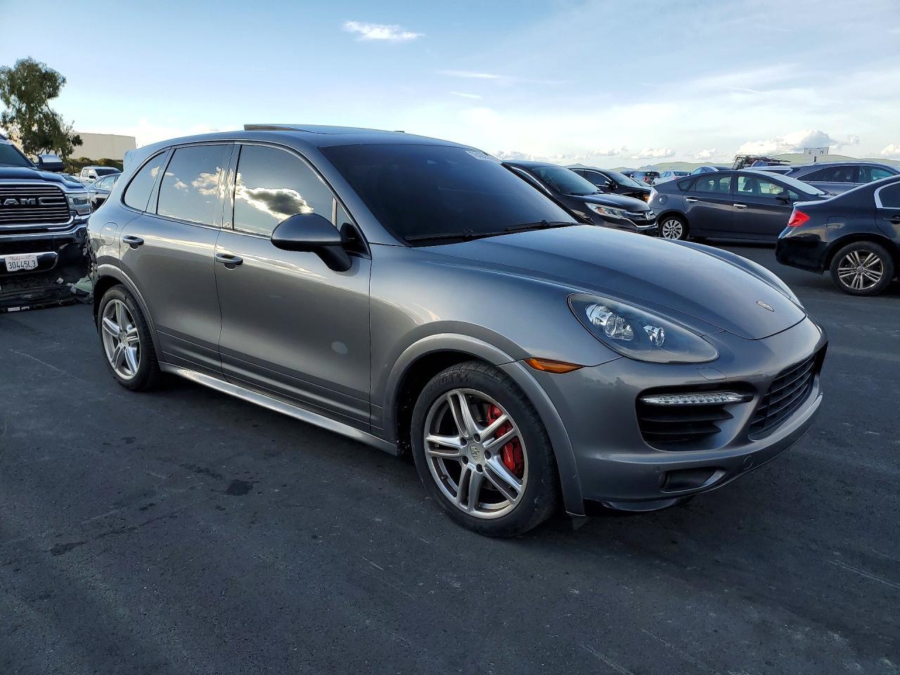 2013 Porsche Cayenne Gts - Фото 4