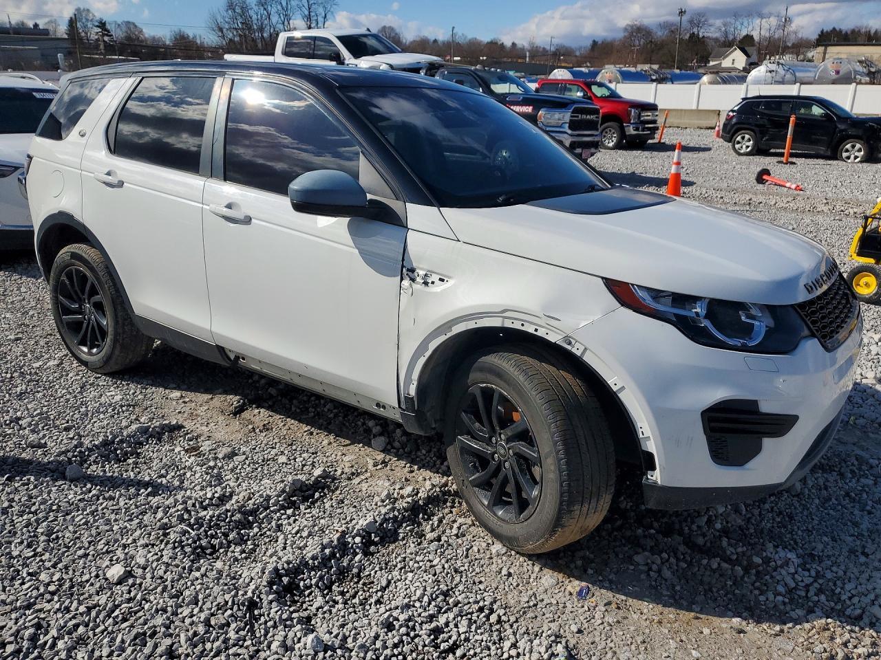 2017 Land Rover Discovery Sport Se - Фото 4