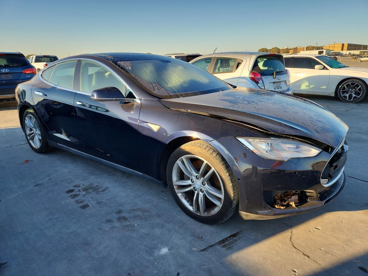 2013 Tesla Model S - Image 4