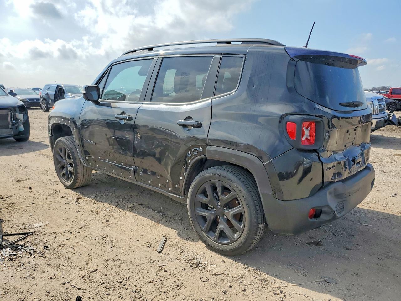 2022 Jeep Renegade Altitude 4Wd - Фото 2