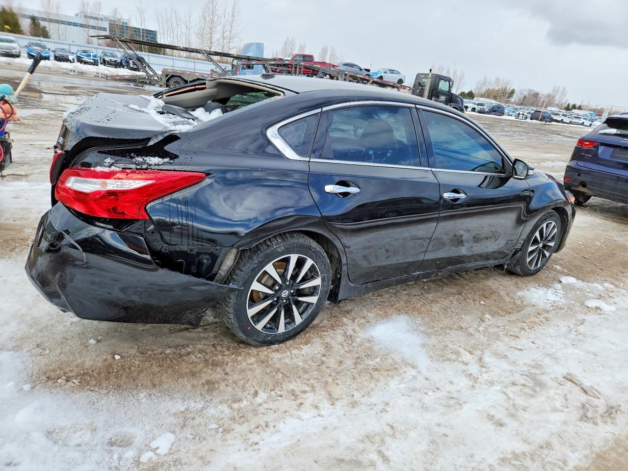 2017 Nissan Altima 2.5 - Image 3