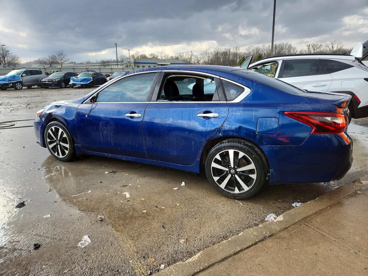 2018 Nissan Altima 2.5 Sr - Фото 2