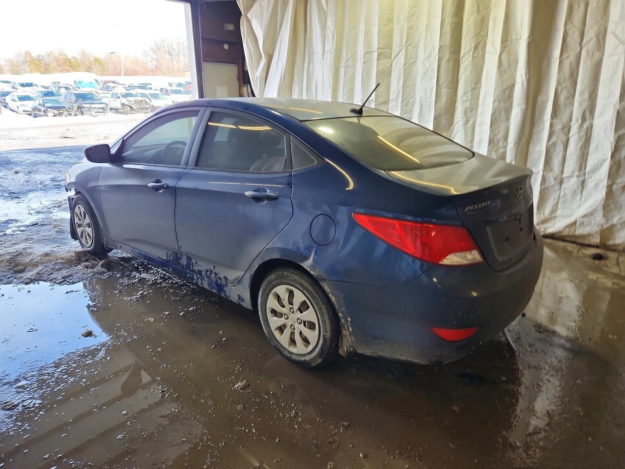 2015 Hyundai Accent Gls - Image 2