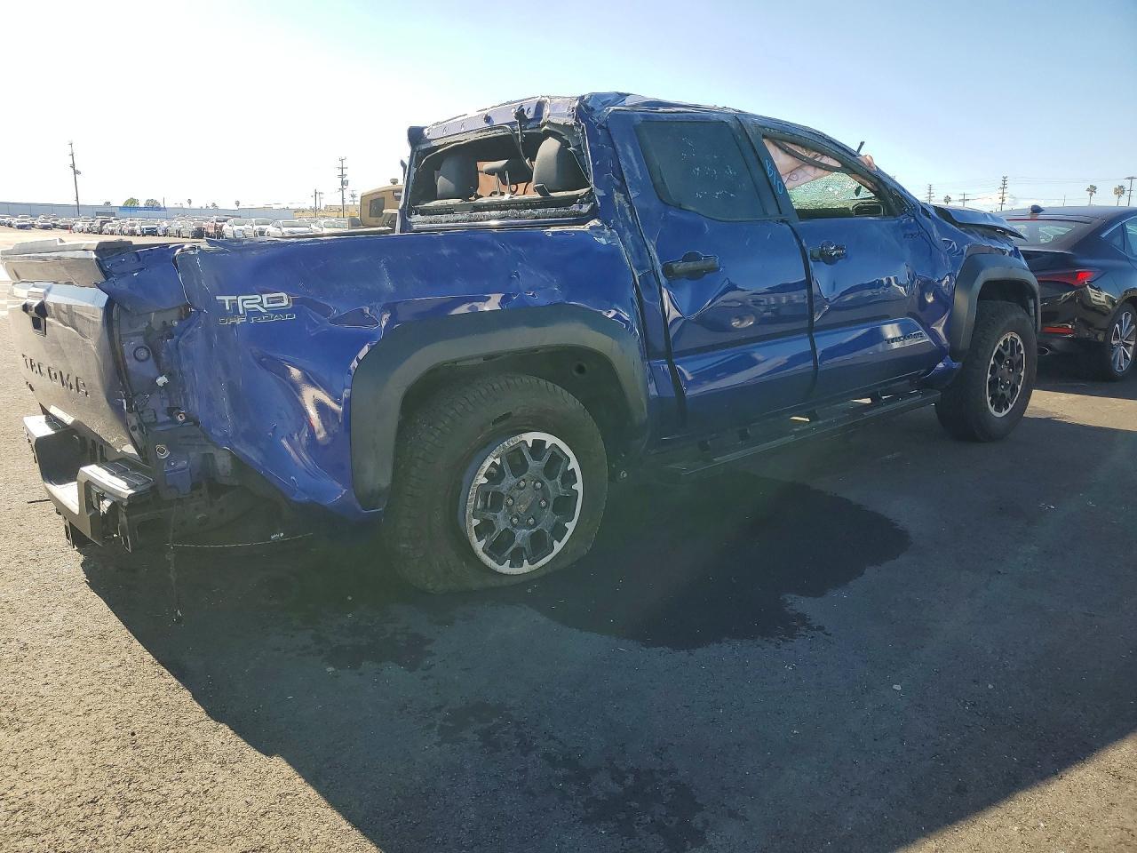 2025 Toyota Tacoma Double Cab - Фото 3