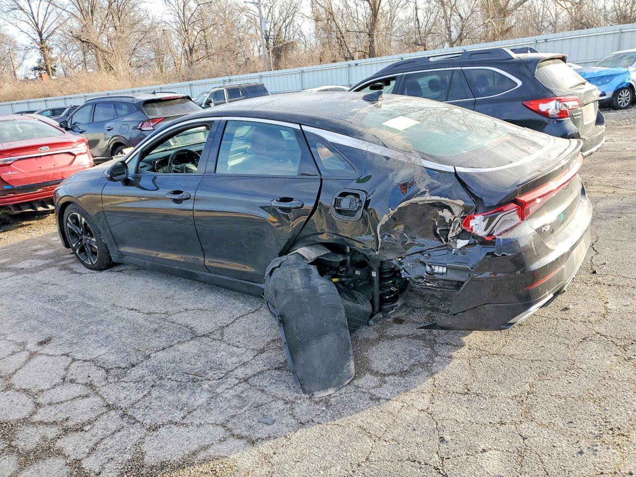2022 Kia K5 Gt Line - Фото 2