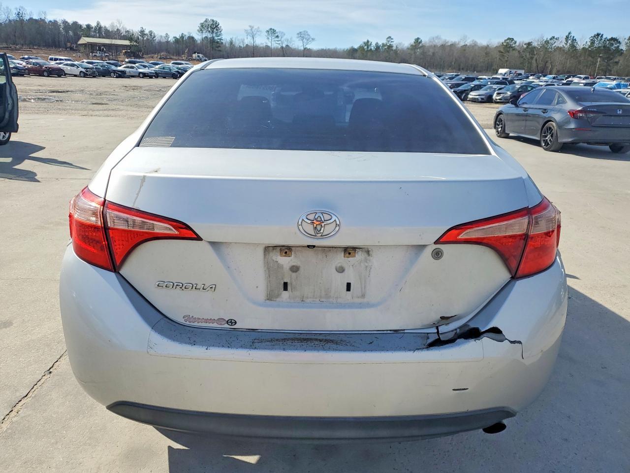 2017 Toyota Corolla L - Image 6