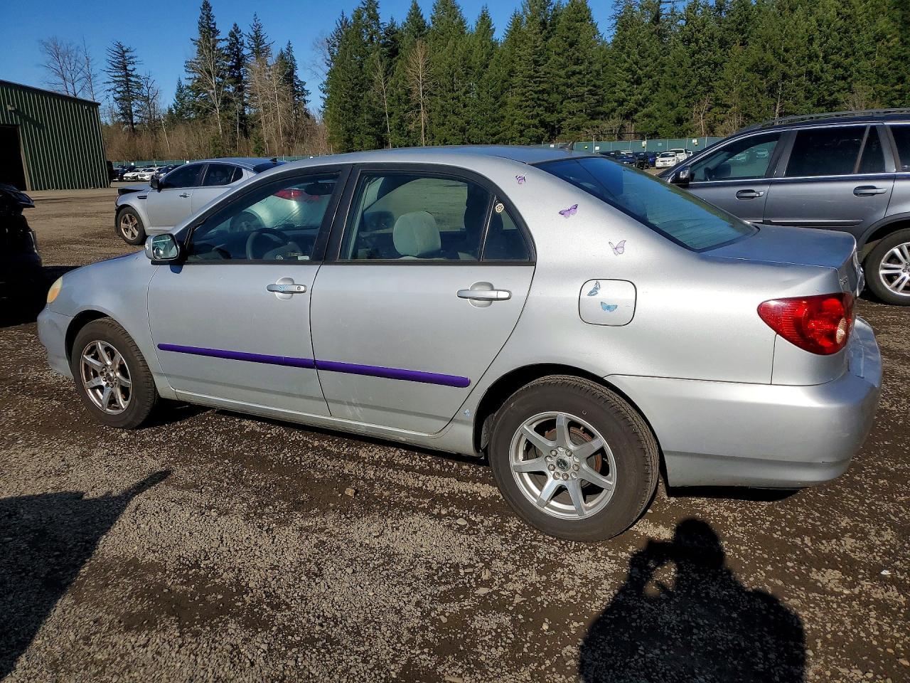2005 Toyota Corolla Le - Image 2