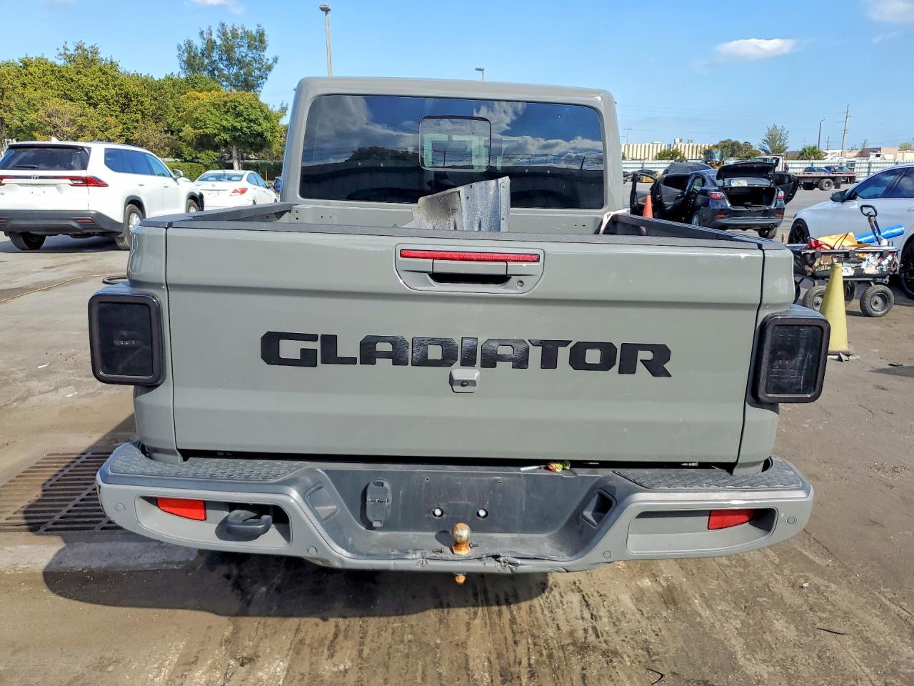 2023 Jeep Gladiator Overland - Фото 6