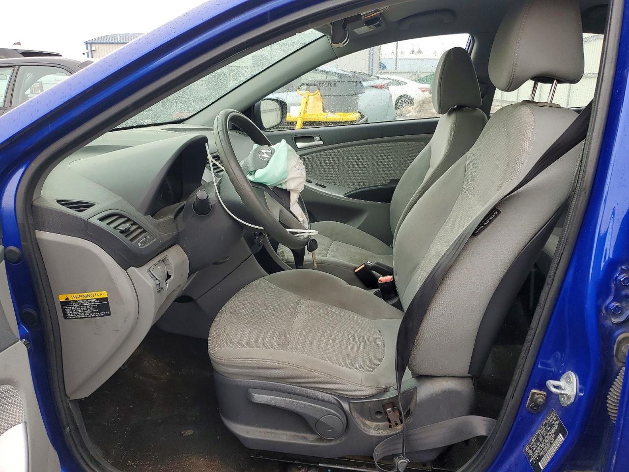 2013 Hyundai Accent Gls - Image 7