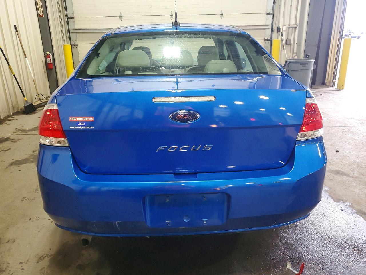 2010 Ford Focus S - Фото 6